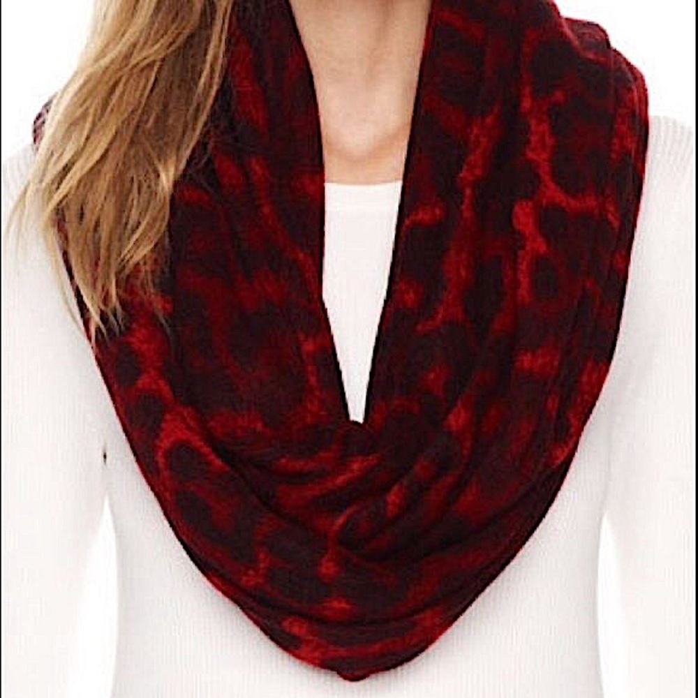 Michael Kors Cheetah Print Infinity Scarf